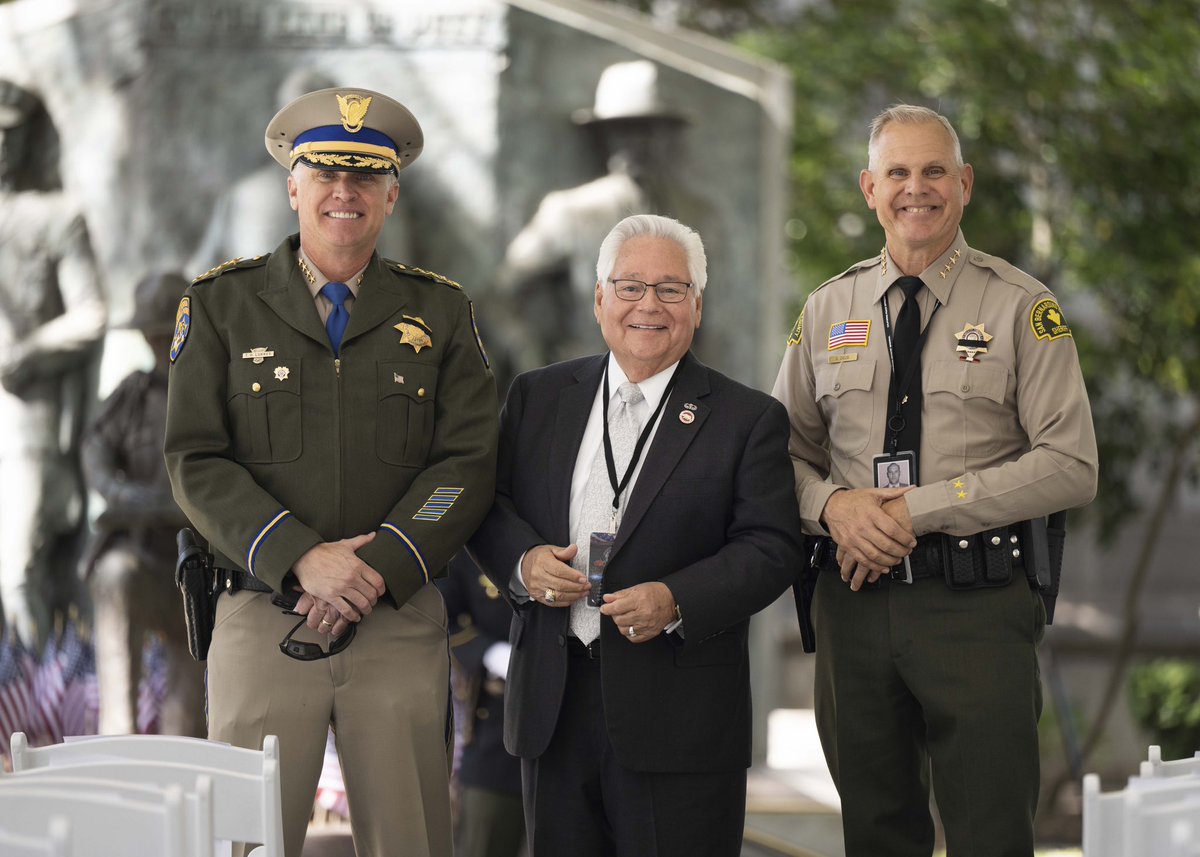 Today #CASenateDems participated in the Peace Officer Memorial. Swipe for photos from today's ceremony. We honor the lives of the peace officers killed in the line of duty. #CALeg