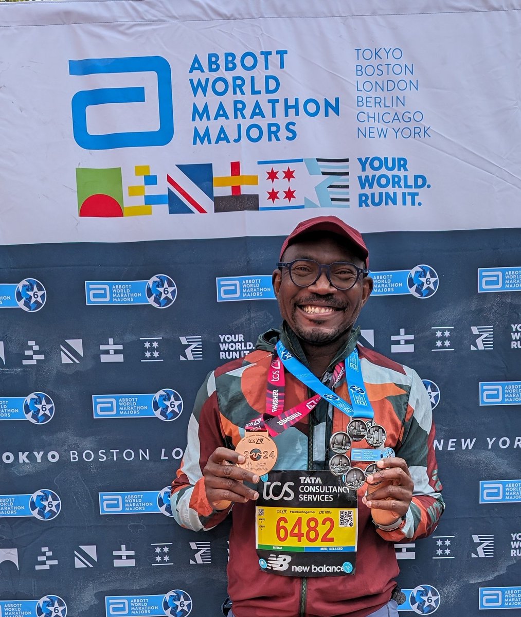 So this happened a couple of weeks ago.... 

Completed @LondonMarathon and got my @WMMajors six-star medal. I started the journey with the @nycmarathon in 2014 and I'm thankful I've remained healthy enough to keep running. 🏃‍♂️🏃💨