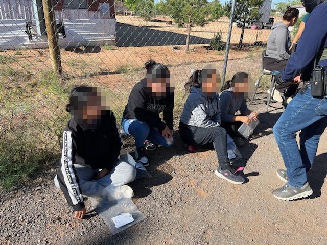 Vigilance!  Las Cruces Anti-Smuggling Unit Agents & Homeland Security Investigations Special Agents discovered 36 migrants inside a stash house. To date:  178 stash houses interception with 1,729 apprehensions.   @cbp @usbpchief #elpaso #elpasotx @hsi_hq #DiscoverHSI