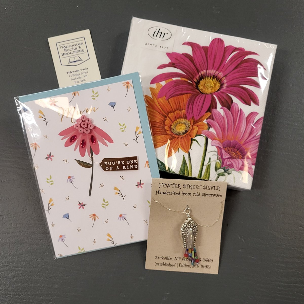 Sackville's own Hunter Street Silver @hunterstreetsilver jewelry pairs well with these cute napkins & #MothersDay #Card!

Visit us in person or online at tidewaterbooks.ca! 💕🇨🇦📚

#ShopSmall #ShopLocal #ShopNB #ShopIndie #IndieBookstores #SackvilleNB #Fallinlovewithlocal