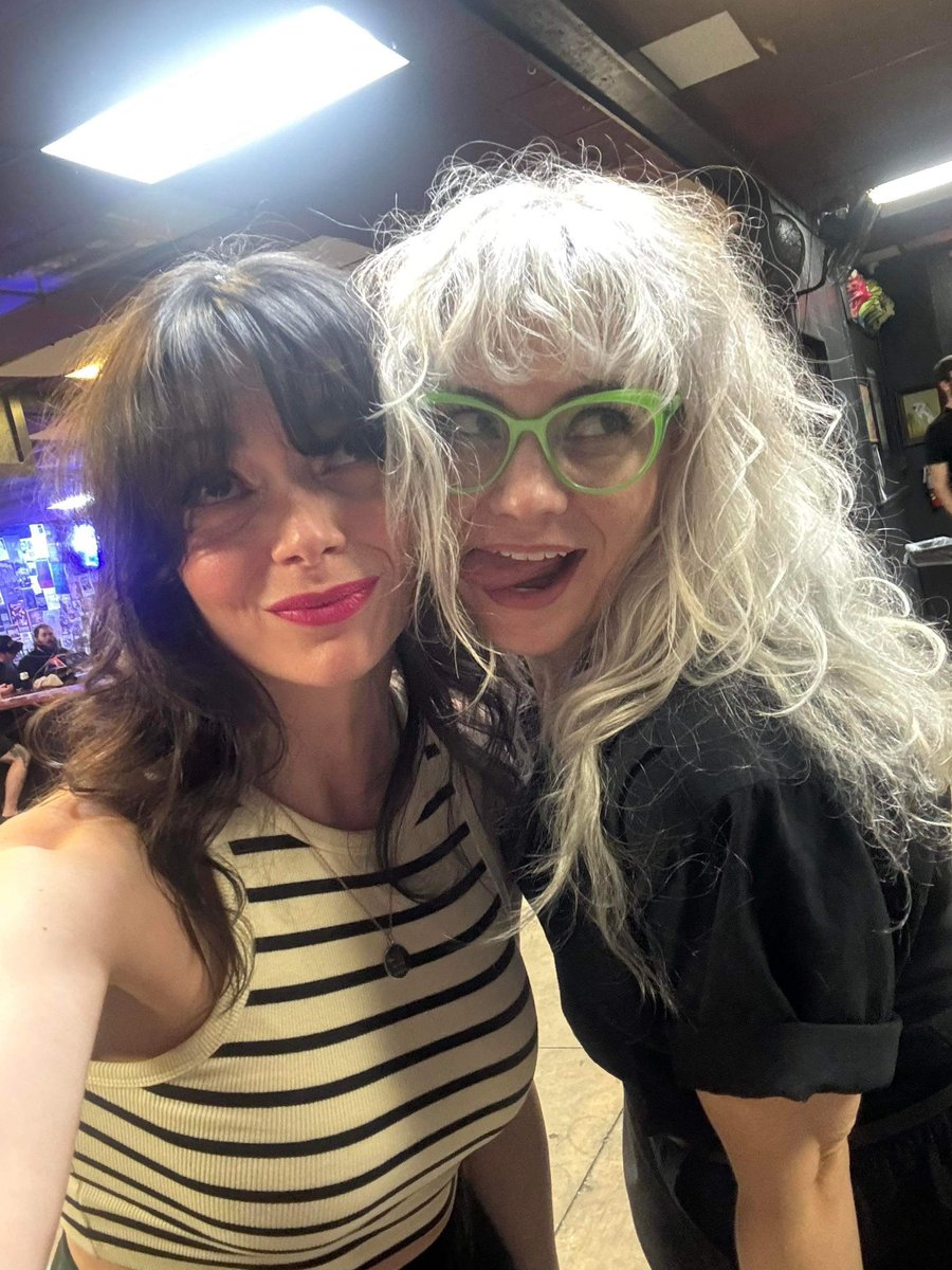 Love this one to the moon and back. So good to see you rock out @kellydollyrot 🖤 When your vacation lines up with a @TheDollyrots tour, you go see them.
