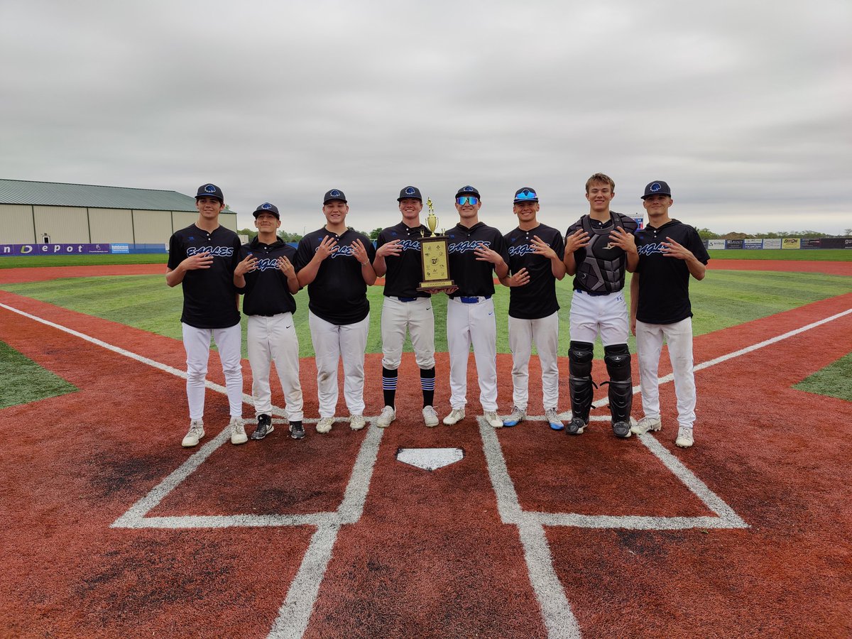 LB Eagle Baseball tweet media