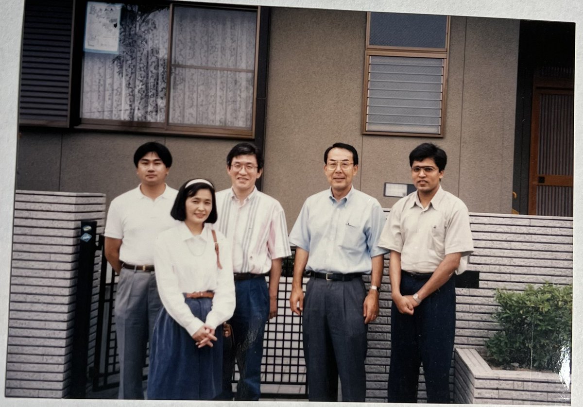 @The_Ito_Lab @ISEHSociety @Yoshimoto_lab @ELShematology Nicely written piece about Prof Makio Ogawa. I was trained in Hematopoiesis in Mie University Japan with Professor Katayama. Professor Katayama did his training in Prof. Ogawa’s lab during ~1989-1991. Sharing a picture with Dr Ogawa in Dr Katayama’s home (Mie, Japan). RIP 🥀