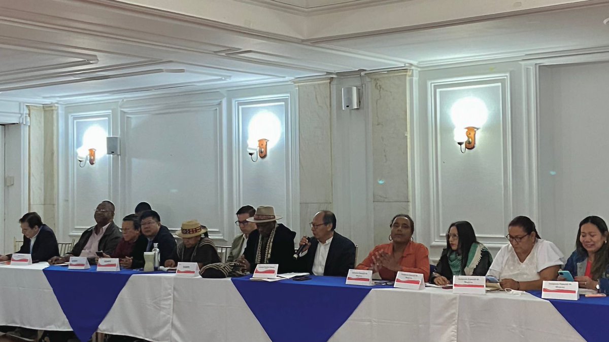 #IEANPEComunica📢|| Nuestras vocerías y Secretaría General resalta reunión con <a href="/MinInterior/">MinInterior Colombia</a>, <a href="/CsiviComunes/">Csivi-Comunes</a>, <a href="/InstanciaGenero/">Instancia de Mujeres para Enfoque de Género y Paz</a>, <a href="/CINEP_PPP/">CINEP/PPP</a>, <a href="/CERAC/">#TodasLasVíctimas</a>, <a href="/KrocInstitute/">Kroc Institute</a> y países acompañantes.

Reafirmamos nuestro compromiso por la implementación del #CapítuloÉtnico del Acuerdo de Paz.
