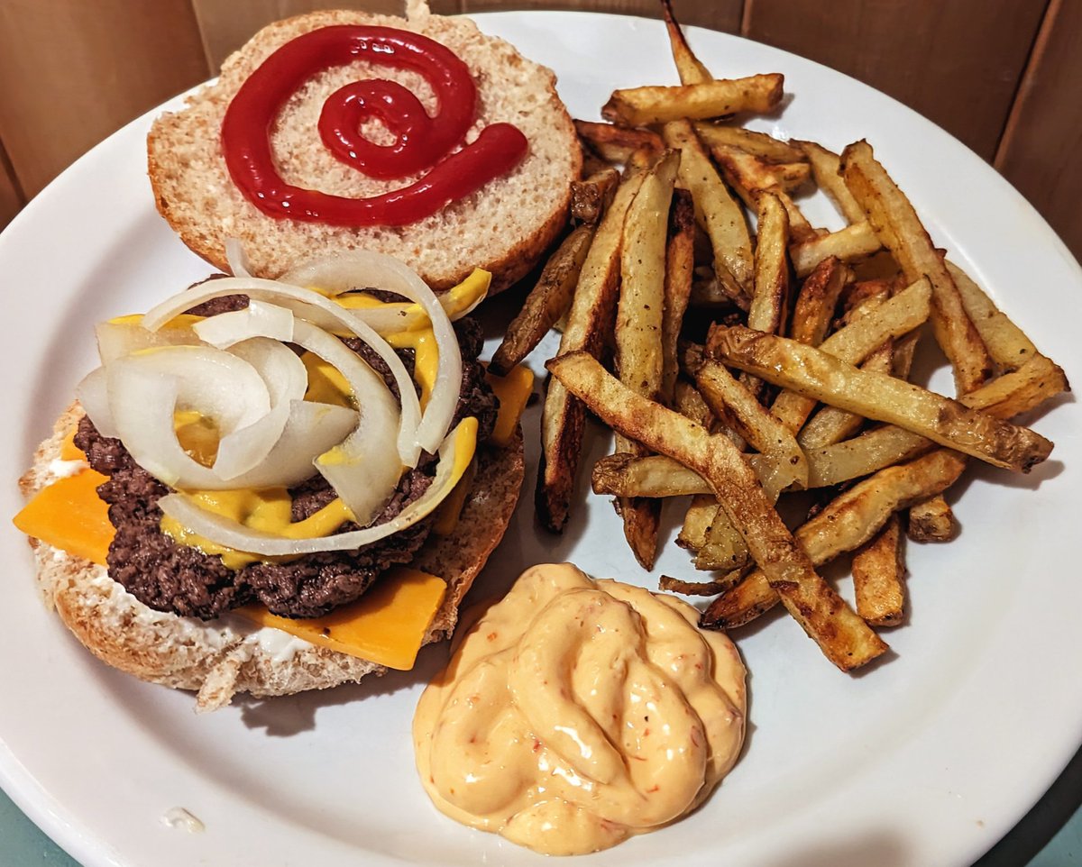 Smashburger & home fries 🤤