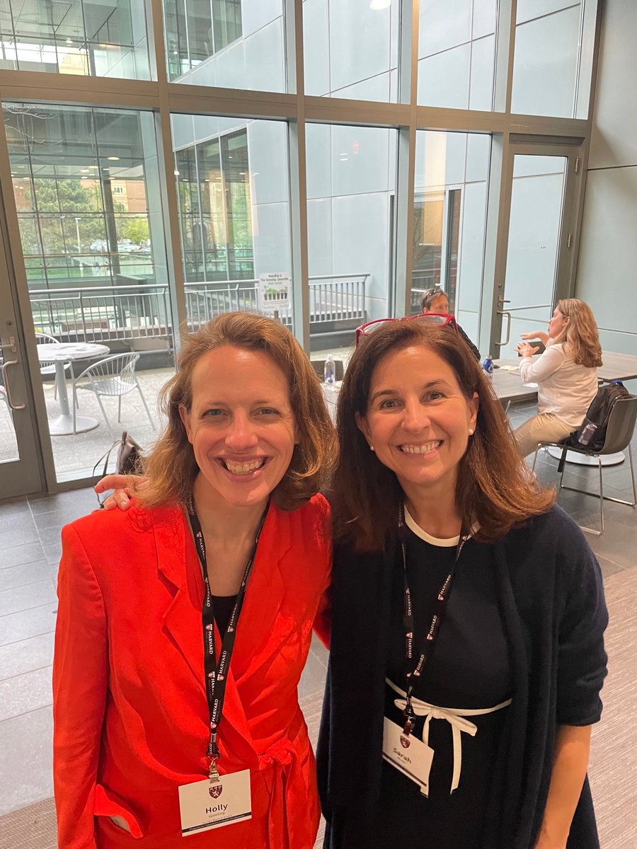 Faculty and scholars were able to enjoy our opening reception! Did you take any photos? Share them with us using #HMIEducators!  

#HMICommunity #MedEd #HPE