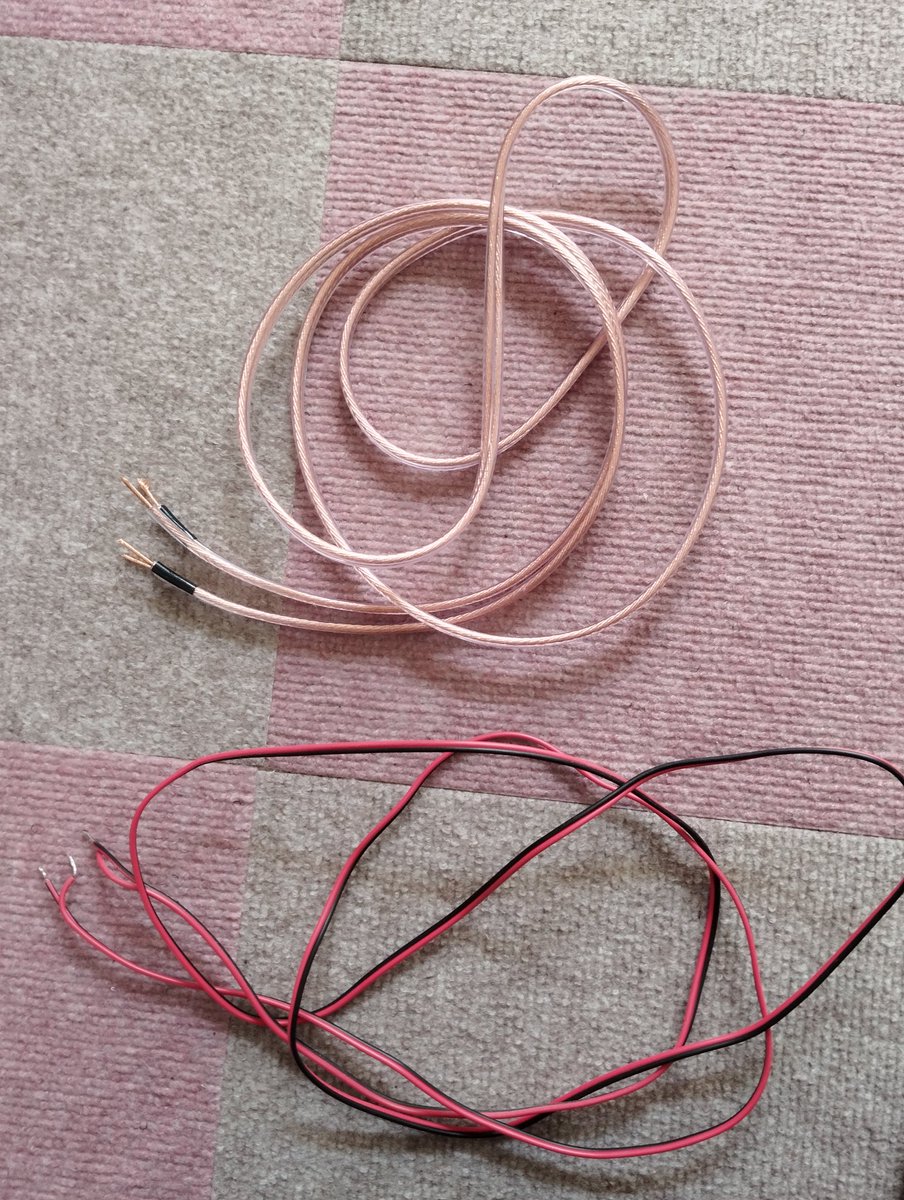 JiyuOngen's tweet image. スピーカーケーブルを少しだけ良い物に交換。無酸素銅を使っているオーディオテクニカ製。多分、音の違いは聴き分ける事はできないだろうが自己満足、それが良い。

#オーディオテクニカ #無酸素銅 #スピーカーケーブル