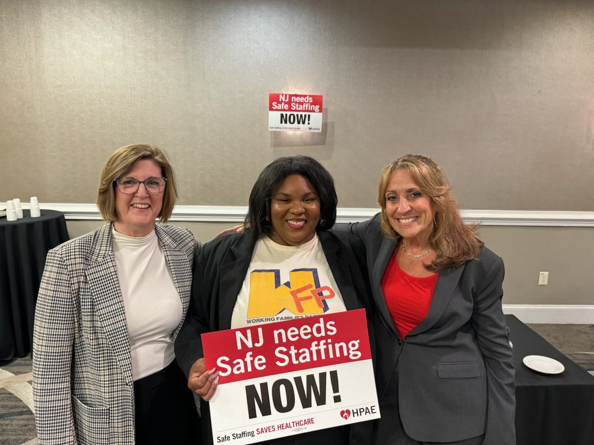 Great to stand shoulder to shoulder with @hpaeaft and @NJCitizenAction in Cherry Hill on National Nurses Day! 👩‍⚕️

@NJWFP stands with Cooper University Hospital nurses and all NJ nurses fighting safe staffing in a union contract and in the law. 💪🏾 #SafeStaffingSavesLives