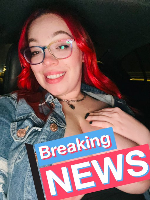 Flashing truckers is my favorite hobby 😂 uncensored pic up on OF 😘 https://t.co/xzhApms0xv