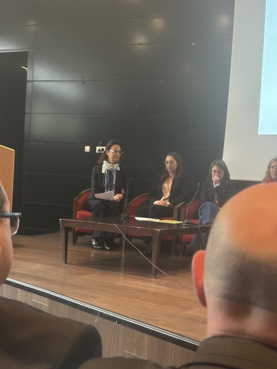 Participation de notre #DDFPT  <a href="/JouvetLycee/">Lycée Louis Jouvet</a> au séminaire parcours de consolidation ! Merci pour son retour d’expériences sur le #BTS #SP3S ! <a href="/acversailles/">Académie de Versailles</a>