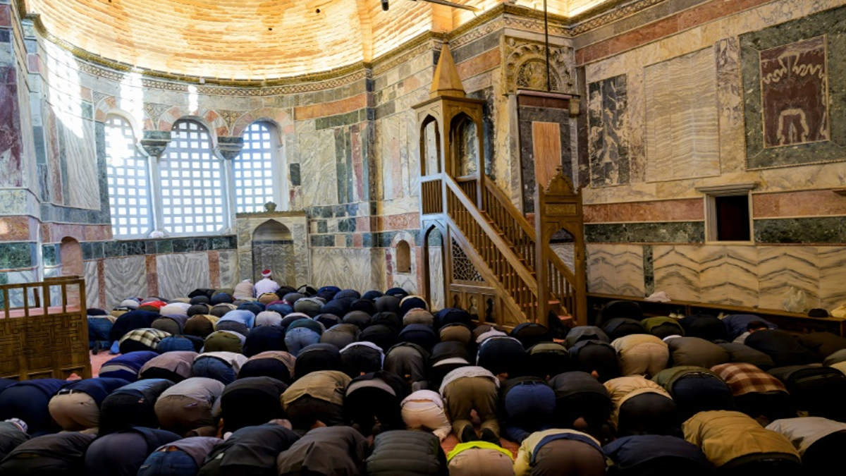 গির্জা থেকে রূপান্তরিত মসজিদ মুসলিমদের জন্য উন্মুক্ত করে দিলেন এরদোয়ান