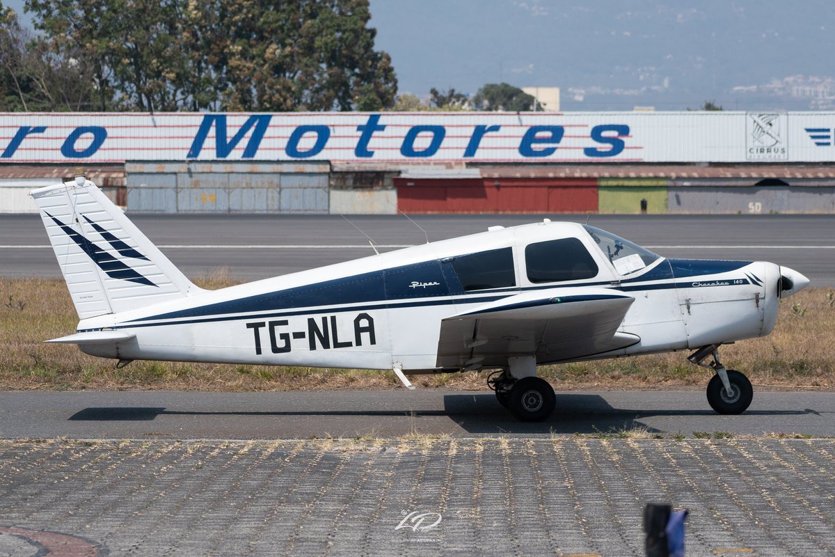 ✈: Piper PA-28-140 Cherokee | TG-NLA 🇬🇹
🌎: MGGT (GUA), Guatemala 🇬🇹
💺: Private

#Nikon #D3500 #avphotography #AirplanePics #avgeeks #avphoto #loveplanes  #jetphotos #AirplanePictures #PlaneSpotters
