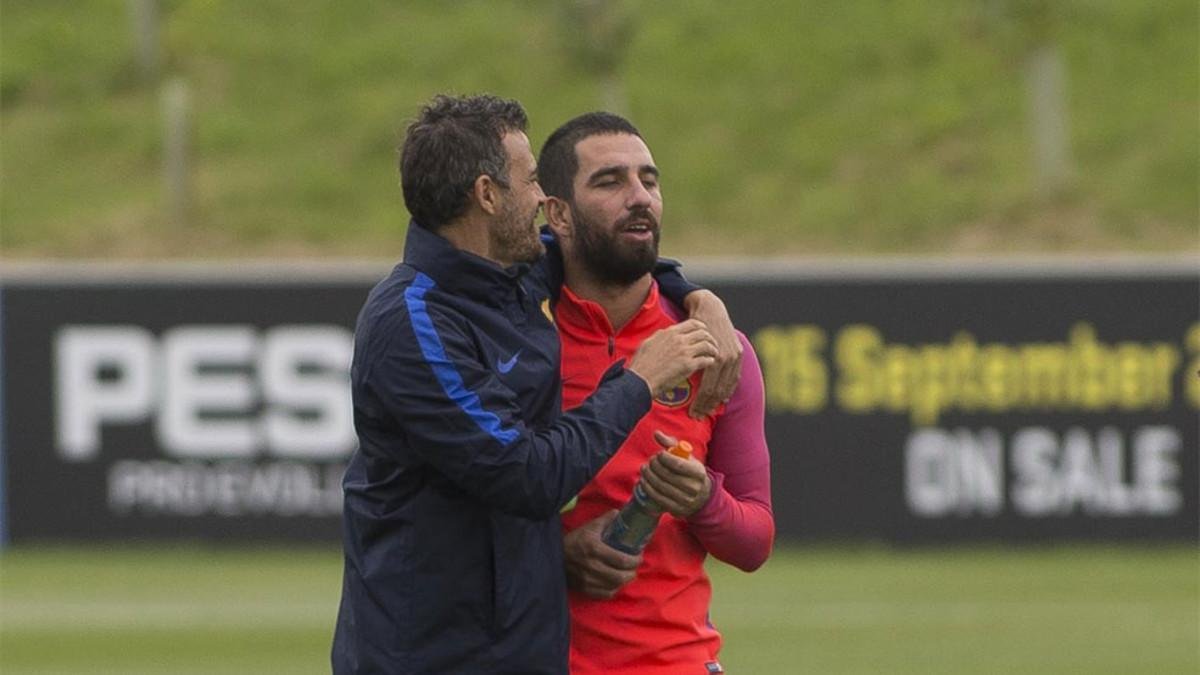 Arda Turan: 'With Luis Enrique, you know exactly what you have to do. You have a perfect plan in attack. Some managers only focus on the first and second phase, but Luis Enrique likes the third phase too. He's a genius, especially with interiors and wingers.'