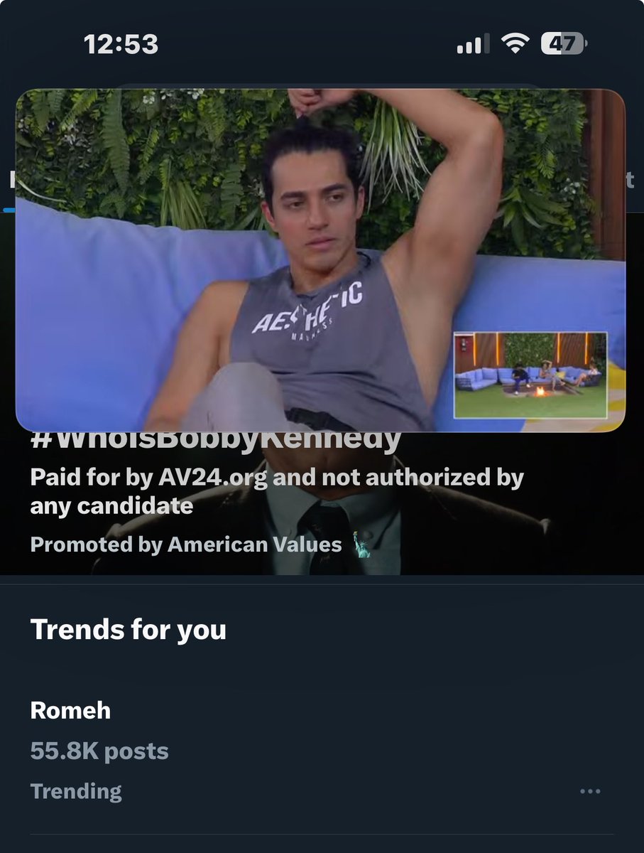 Andreia599's tweet photo. Mi mosco Muerto es Trending en USA 👏👏💚💚🌎🌎🌎 #LCDLF4 #RomehSeQueda https://t.co/9D9w4J94eb