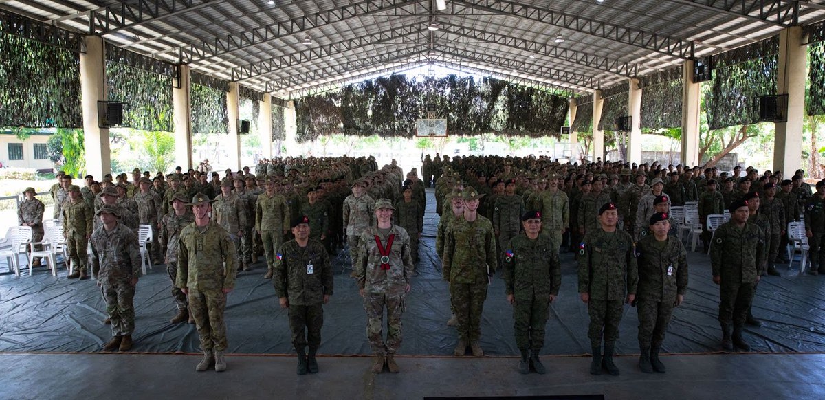 25thID's tweet image. ⚡#AgileForces ⚡

The two-week exchange of knowledge, tactics, and techniques between #FriendsPartnersAllies at Philippine Army-led Jungle training fostered #StrongAndStrategic #Partnerships and significantly strengthened the Army profession.