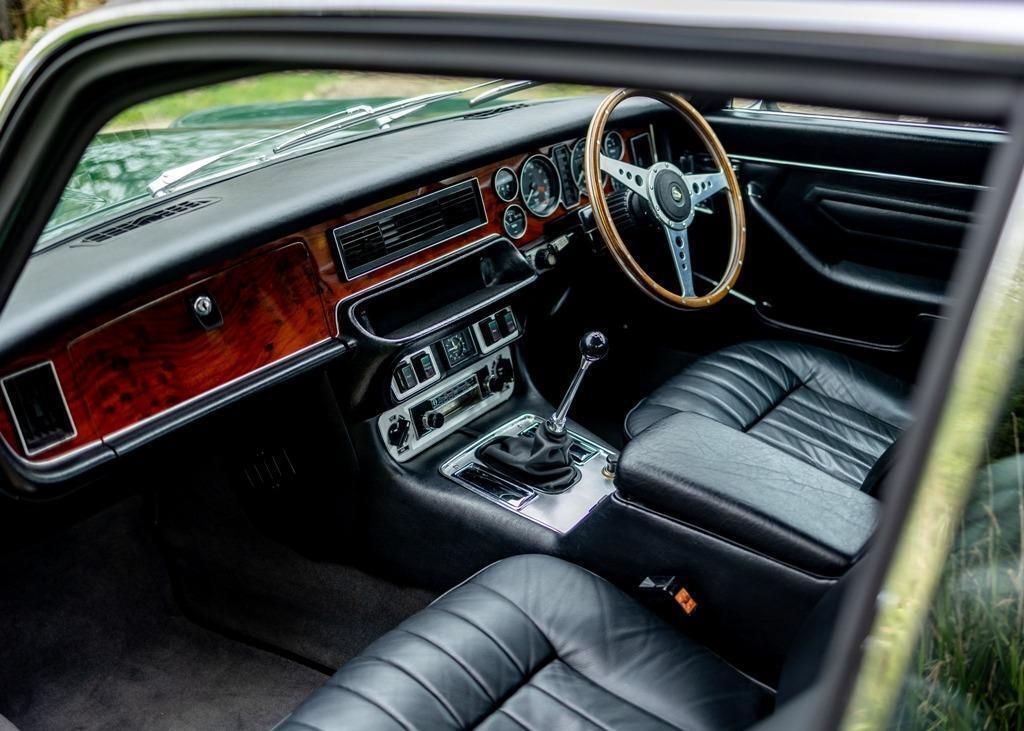 Retroprojects's tweet photo. 1977 Jaguar XJC
Ad – on eBay here >> https://t.co/qHRnvs7pg4
#jag #jaguar #xjc #classiccar #classiccarforsale #ad https://t.co/tMOp8gGF1q