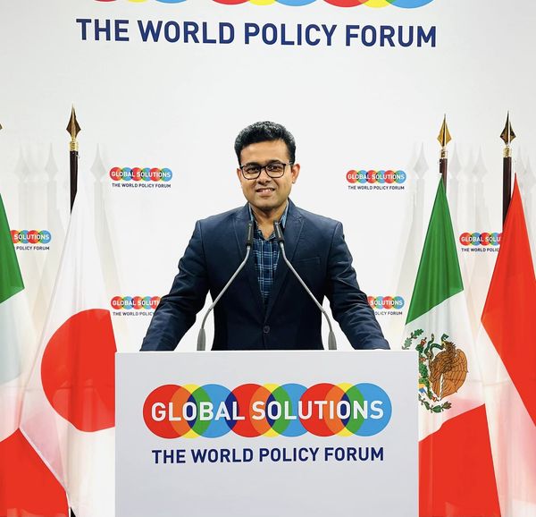 serac_bd's tweet photo. Congratulations to our Executive Director @SMShaikat1 for winning the 2024 Young Global Changer Recoupling Award at the Global Solutions Summit in Berlin! His groundbreaking work on the @buycnet project in 4 cities in Bangladesh is empowering youth and enhancing civic engagement. https://t.co/OWyY01tn1L