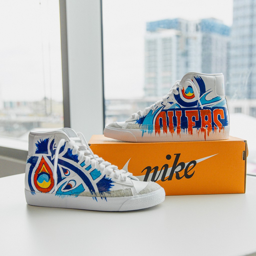 🔥🔥 @DiljitDosanjh takes the stage tonight as the first Punjabi musician to not only play but SELL OUT #RogersPlace! We presented him with his own @EdmontonOilers South Asian jersey and custom Nikes to match ahead of his highly anticipated show!!