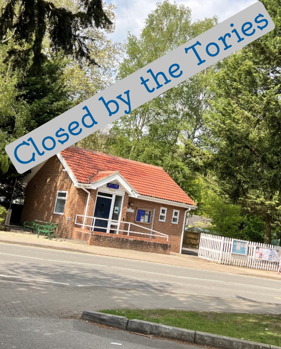 Good morning @UNISONEastMids members 👊 A Sad Reality of years of Tory Cuts was seeing #WoodhallSpa Police Office Closed on a busy Bank Holiday Weekend Once a busy hub for local PSCOs & PCs! it’s deemed not all communities In Lincolnshire need local PCSOs! @unisontheunion
