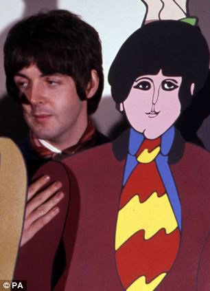 #PaulMcCartney promoting 'Yellow Submarine', 1968
#TheBeatles