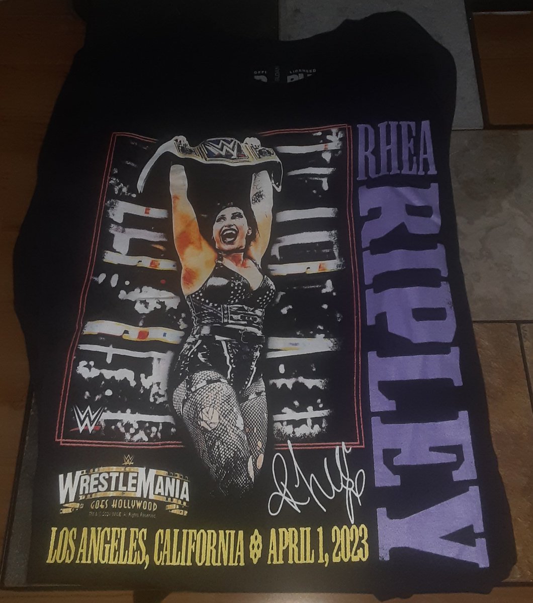 My New @RheaRipley_WWE Shirt. I Love It So Much! 🤘🖤😈⚖ #RheaRipley #Mami #WrestleMania39 #WWE