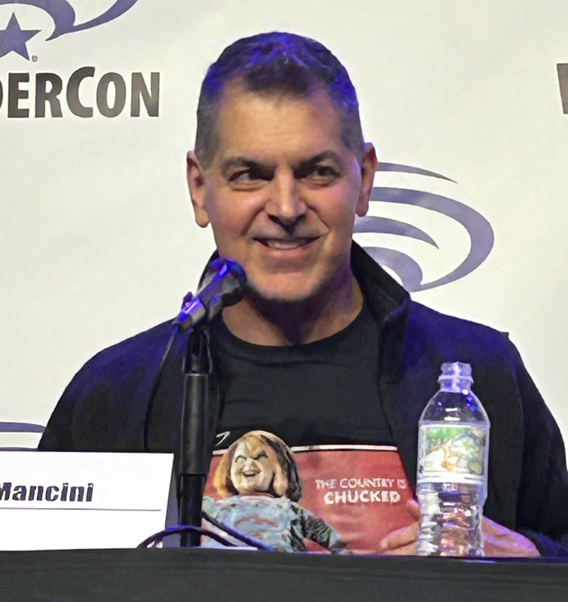Check out my article on the “CHUCKY” series w/ JENNIFER “TIFFANY” TILLY &amp; Child’s Play franchise creator “DON MANCINI” + entire cast of show. 
Check out article 👉 horror-nation.com/wonder-con-202…

#chuckyseries #childsplay #jennifertilly #donmancini #MikeLera #MikeLeraWriter