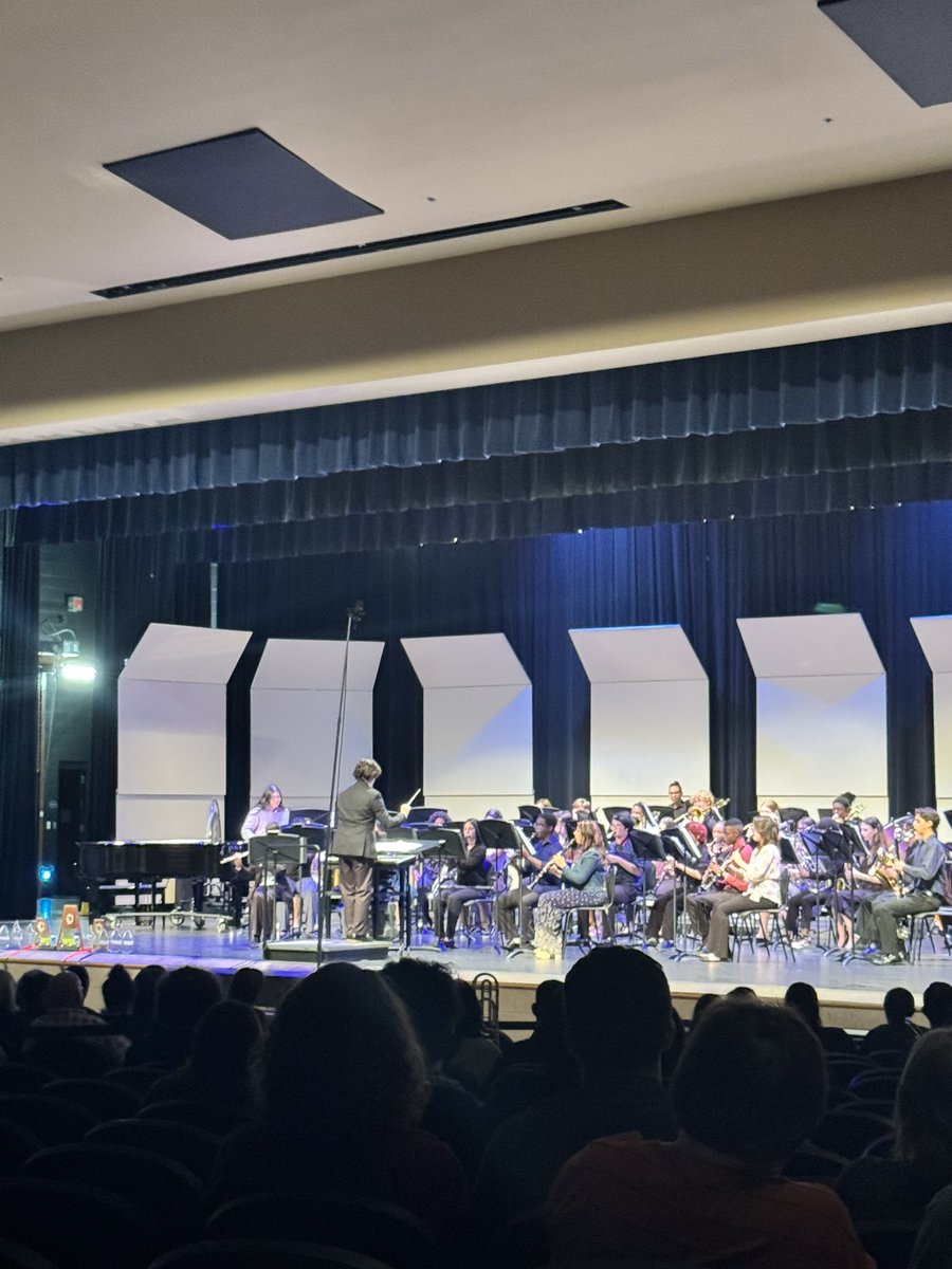 It is absolutely mind blowing the amount of hours and hard work our band students put in year round! They’re completely amazing at what they do!! 
#TrueNorth #ForneyFamily @NFHS_TrueNorth