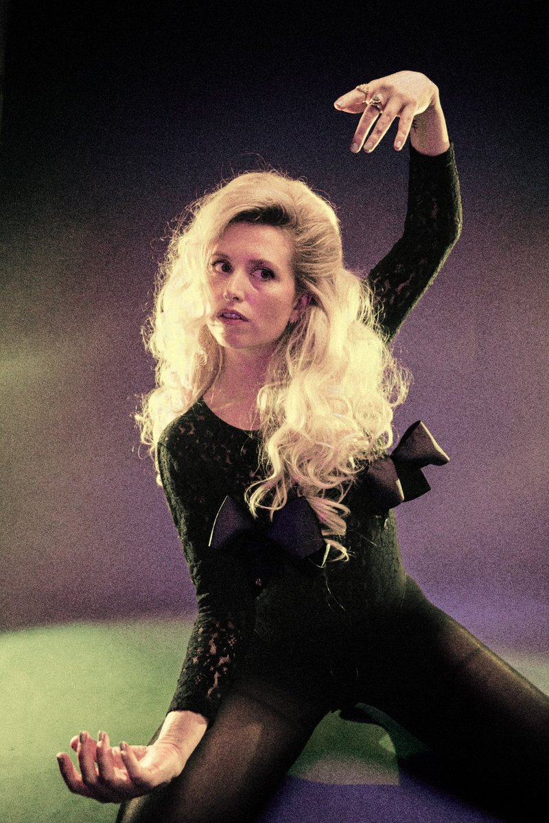 Dirt - the album is out May 24th
tr.ee/GaWjHLY8Up