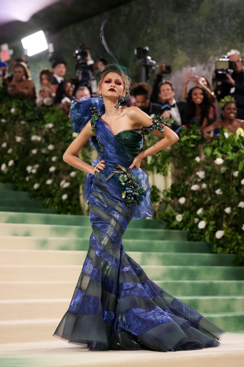 Zendaya didn’t conquer the Met Gala steps once, BUT TWICE tonight!!!