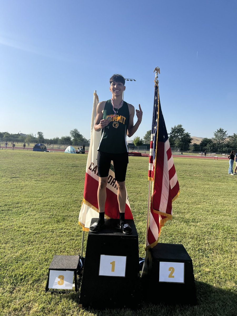 SummitBears's tweet image. It became official today that these following athletes have qualified for the Division 4 Section track meet in Caruthers on Friday.

100 m &amp;amp; 200 m Eric Ochoa
100 m Kaiya Marez
800 m Alexa Quezada

4 x 100 m girls relay team
4 x 400 m girls relay team

We are proud of you Bears!!