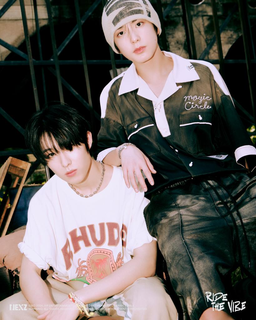 〔 📰 INFO ━ 060524 〕

NEXZ(넥스지) "Ride the Vibe"
TEASER IMAGE #3

#HYUI #ヒュイ
#YUKI #ユウキ

💿 2024.05.20 MON 6PM (KST)

#NEXZ #넥스지 #ネクスジ #RidetheVibe #NEXZ_RidetheVibe #NEXZ_RTV #RTV #NEXZ_RidetheVibe_Debut