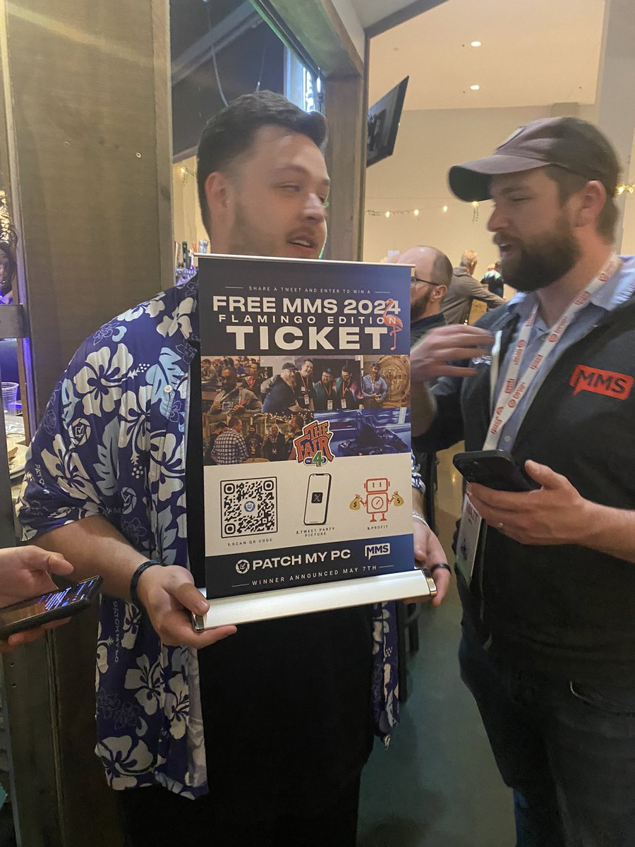 Kicking off the #MMSMOA festivities at the <a href="/theFairon41/">The Fair on 4</a> with the #PatchMyPCparty crew and the rest of this awesome community! 🍻 #PatchMyPC <a href="/mmsmoa/">MMS Minnesota</a>