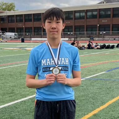 Congratulations Samuel Tang on an amazing day at Big North Frosh Novice League Championships in Ramsey. Sam medaled and took home the gold in the Frosh boys javelin event with a big PR throw!. Sam also had a big PR in the frosh shotput as well. Way to go… instagr.am/p/C6pgK6PuBTa/