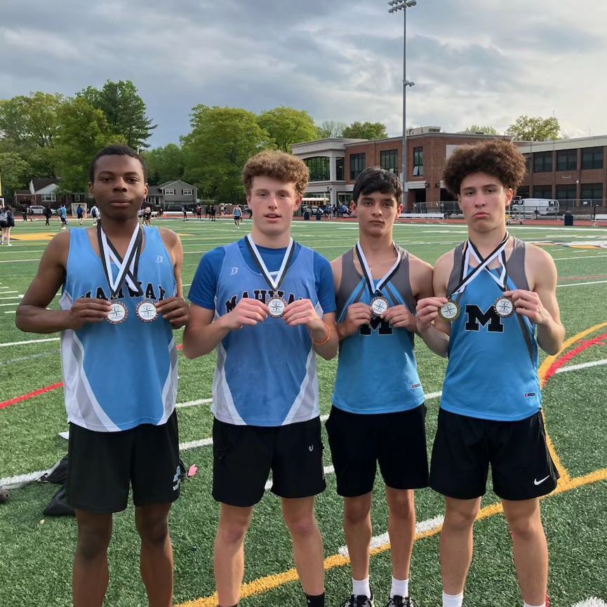 Congratulations to the freshmen boys 4x400m relay team of Osei Brazil, Jack Bohde, Tommy Mackey, and Denis Cahill on an outstanding day at Big North Frosh Novice League Championships. The boys medaled and placed 3rd in the relay event. Way to go boys!! instagr.am/p/C6pgRSzOZUf/