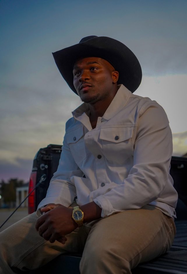 TeamWillieP's tweet photo. 🎤Join me Willie, on this wild ride as I unleash my passion in every note in my debut single “Just Your Luck”— the journey through the trails of searching for love in all the wrong places. Coming out on all platforms May 11th. Stay tuned for the music video coming soon! 🎸🌟 https://t.co/8NRoxkV5OY