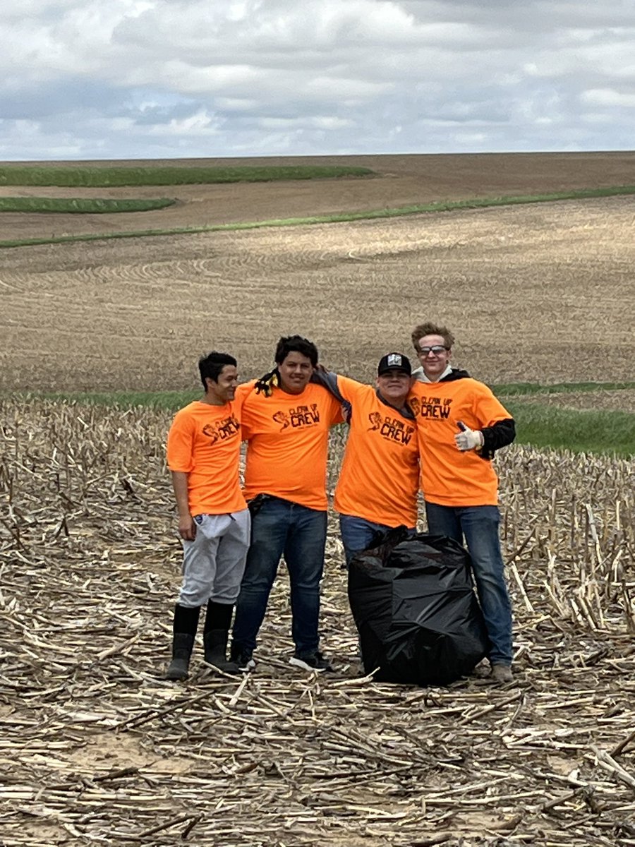 zklaassen's tweet image. Thank you to my crew today. You guys and gals made the day a huge success. Pay it forward! #CYCLONEPRIDE #JOINEDASONE