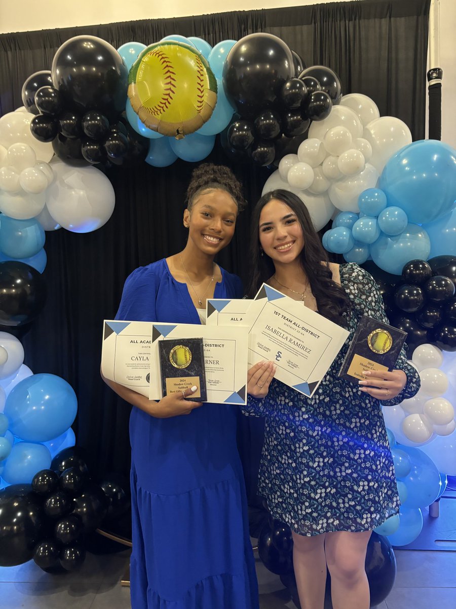 A great way to end junior year! I got MVP, All Academic team, and First Team all district catcher! Thank you coaches! And also congrats to my IG sister @caylawarner08 !
@IGVaughn16u @ShadowCreekSB @jazzvesely