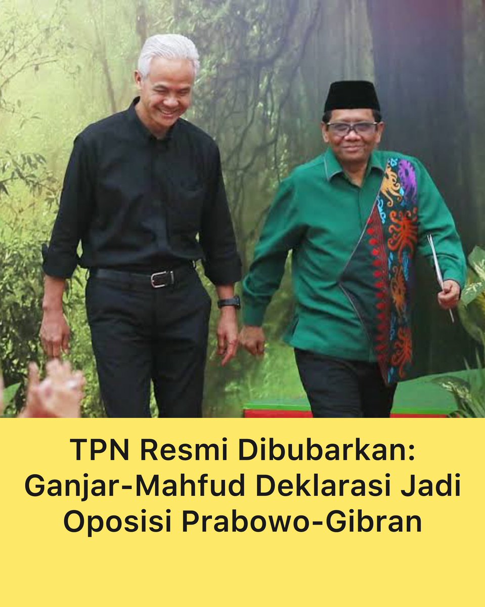 yusuf_dumdum's tweet photo. Ganjar-Mahfud Resmi Deklarasi Oposisi!

Calon presiden-wakil presiden nomor urut 3 Ganjar Pranowo dan Mahfud MD mendeklarasikan diri menjadi oposisi pemerintahan Prabowo Subianto-Gibran Rakabuming.

Ganjar menegaskan tidak akan masuk ke pemerintahan Prabowo-Gibran. Dia memilih akan melakukan kontrol dari luar pemerintahan.

“Saya declare [deklarasi], pertama saya tidak akan bergabung di pemerintahan ini, tapi saya sangat menghormati pemerintahan ini,” jelas Ganjar dalam acara halalbihalal TPN Ganjar-Mahfud di kawasan Menteng, Jakarta Pusat, Senin (6/5/2024).

Pernyataan senada disampaikan Mahfud. Mantan Menko Polhukam ini akan terus berjuang meski kalah dalam ajang Pilpres 2024.

Dia menyatakan akan melakukan perjuangan lewat gerakan politik. Mahfud mencontohkan, akan mengkonsolidasikan gerakan masyarakat sipil pejuang demokrasi dan kembali mengajar di kampus.

Pak Mahfud MD juga menyampaikan keinginannya meluruskan cara-cara berhukum di Indonesia. Menurutnya, kini para elite mempraktikkan hukum tanpa etika.

Beliau mencontohkan Undang-undang kini dibentuk selera elite yang punya kepentingan jangka pendek dan kelompok kecil. Oleh sebab itu, praktik hukum harus diluruskan.

“Saya akan mengawal di bidang hukum, pengadilan tentu saja, karena berhukum itu ada di pembuatan hukum, kerja sehari-hari pemerintahan, dan ada di pengadilan. Nah sekarang ini yang harus kita tata semua agar negara ini selamat,” jelas Mahfud usai acara halalbihalal.