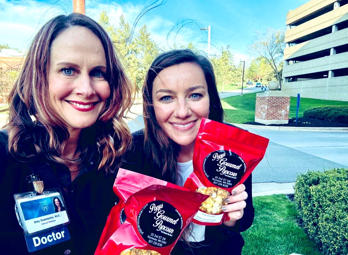 Grateful for the opportunity to spend the evening with @ashley_deighan to thank @MayoClinic’s amazing workforce! 🤗 Happy #EmployeeExperience and #NationalNursingWeek! We appreciate all you do! #PopusPopcorn 🍿 #NursingWeek2024