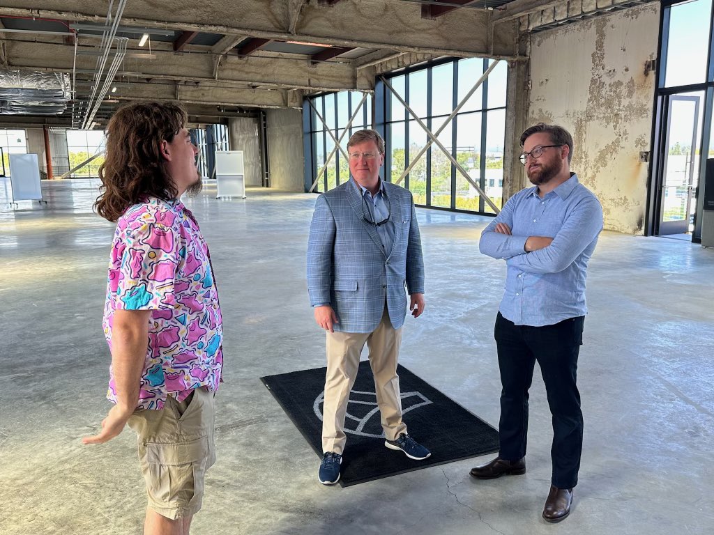 Enjoyed meeting with @PalmerLuckey and @SchimpfBrian today. @anduriltech is on the forefront of innovation, and they’ve brought cutting-edge technology and high-paying jobs to our state. Mississippi appreciates your investment in our people! Together, we will continue to do