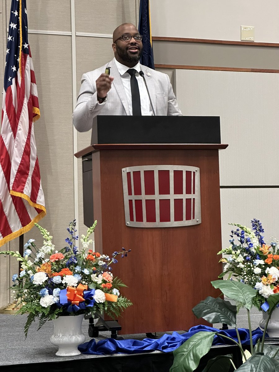 Thank you Danville Public Schools for allowing me to be your keynote speaker for the Graduate of Distinction Ceremony today! It was an honor to uplift and inspire the graduating seniors this year!