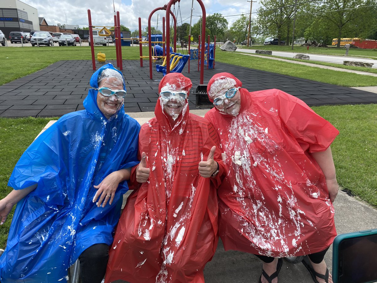 thecarel5's tweet image. Growth on @iReady is a SWEET deal when you can pie your teacher for it! 
#2ndgraderockstars ##JCSchoolsChampions #WEAreElementary @North_Tweets