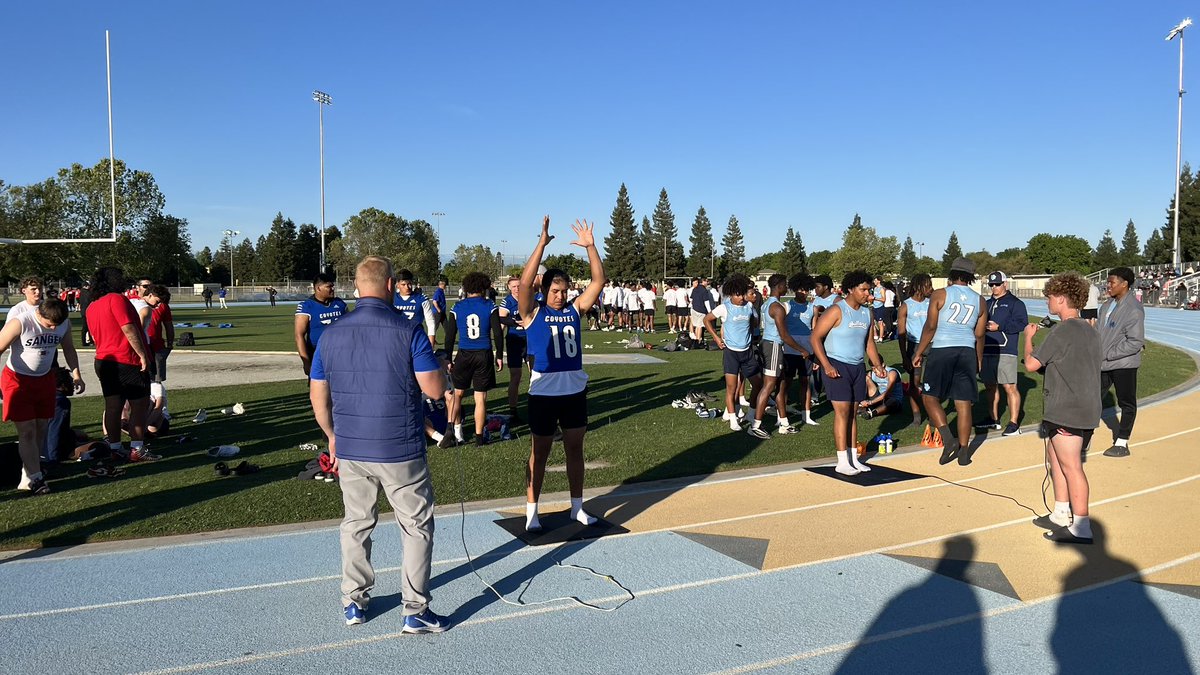 Live at the Clovis Showcase where prospects from 10 local area schools are competing. Heavy presence from Fresno State and San Jose State here, plus coaches from Arizona, Utah, SDSU, Idaho, Cal Poly, Sac State, Utah Tech, NAU, Western Oregon, Fresno City & Reedley College.