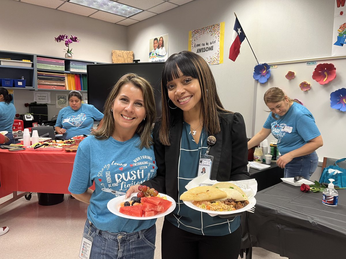 Although @Bushfamilyctr forgot to tell me to wear my shirt… 🙃 We have the BEST family center parents! They spoiled the staff with homemade food for Teacher Appreciation Week! ❤️ @ajbushelem #OneTeamOneGoal #BobcatBusiness