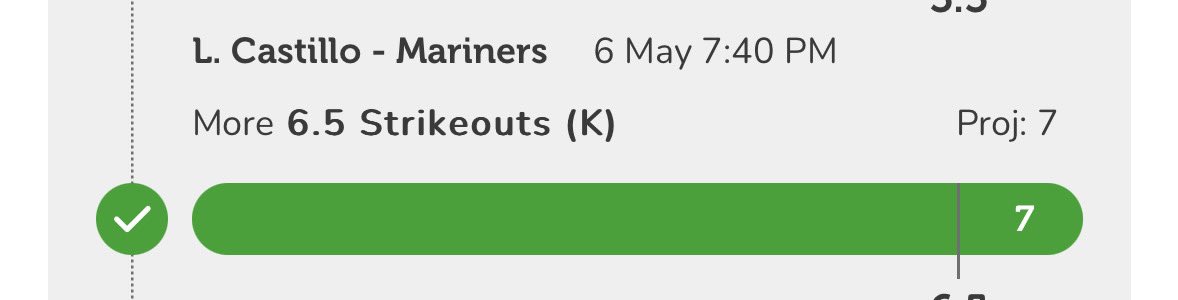 Serving Our Customers 🫡  HH Menu Play #2 🤑😃

Luis Castillo OVER 6.5 Ks ✅

🧑‍🍳 -> @TroubleBets 

We are nearing a Happy Hour SWEEP! 🧹 🍻

#Mariners #SEAvsMIN #GamblingX #DraftKings  #Fanduel #MLBX #Betr #parlay #PlayerProps #DFS #underdog #gamblingtwitter #mlbplays #MLBBets