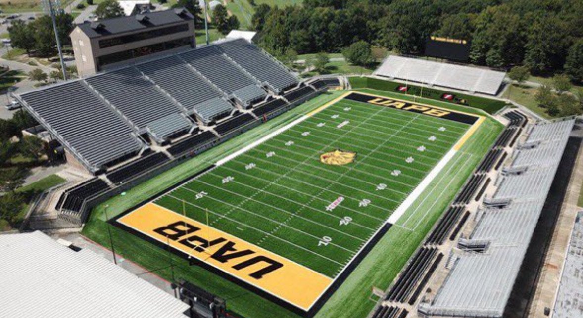 After a great conversation with @C_Forestier1991 I am Blessed to receive a Division 1 offer from University of Arkansas Pine Bluff ! @CitrusFootball @Coach_Hayashi @shanevirnala @ant_arguello @KevinPuckettJr @MaggioJake @JUCOFFrenzy