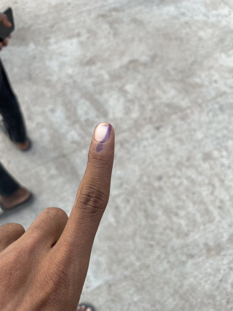 Have done my bit go and vote haath badlega desh #PollTime