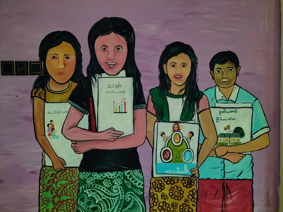 Art can capture the depth of human experiences. The Rohingya students' lives in refugee camps hold stories of resilience and hope amidst adversity. @Mukti Cox's Bazaar #Rohingyaartists #rohingyastudents #bangladesh