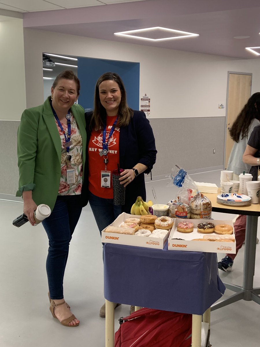 Last Friday was “K” day. K for kindness. Thank you to Lindsey Kopinski and Katie Dengler for the breakfast cart of coffee, donuts and treats! #WeareMayWhitney #district95 #MayWhitneyElementarySchool