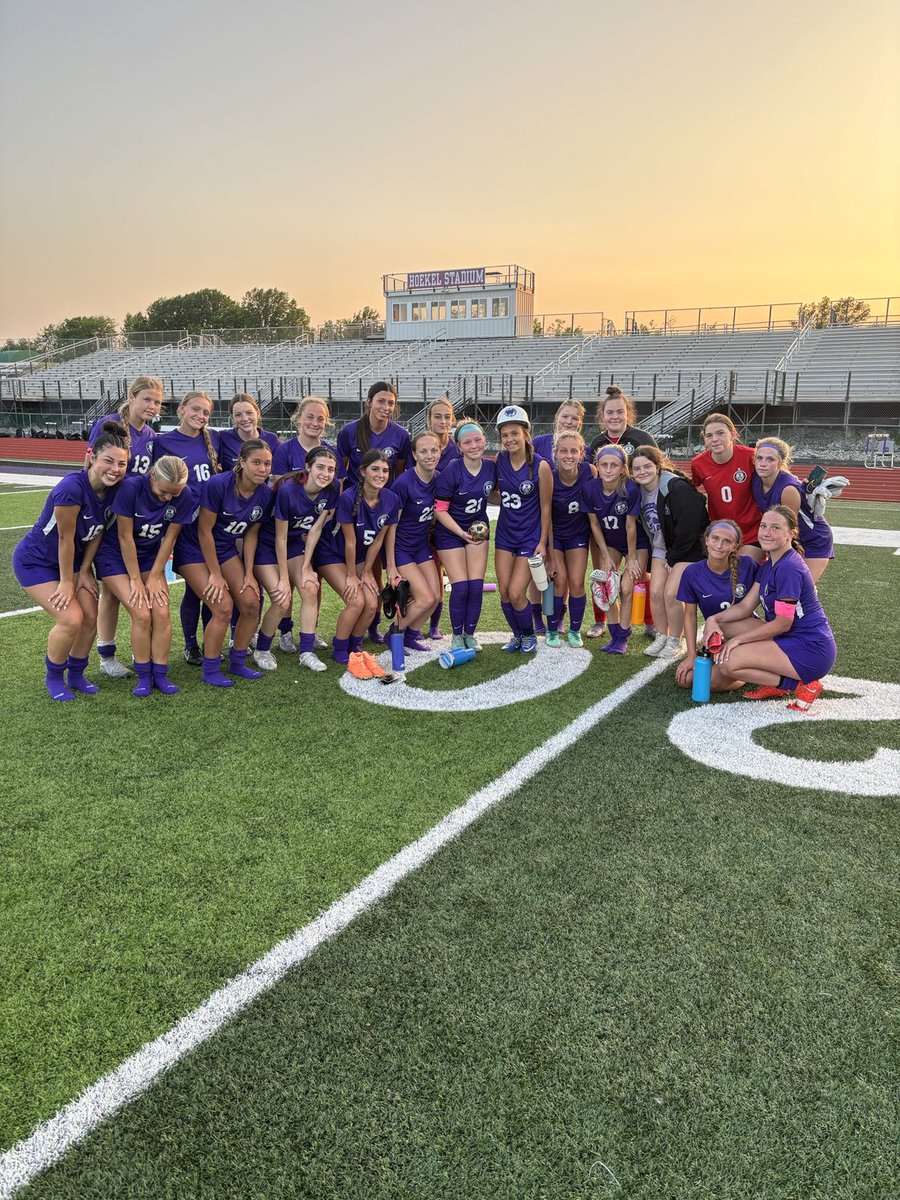 Came up empty in a good old fashion conference battle 1-0 to FHC tonight. Hard hat: Rachel Walter Jaguar award: Addie Baldwin Last regular season game at Troy on Wednesday.